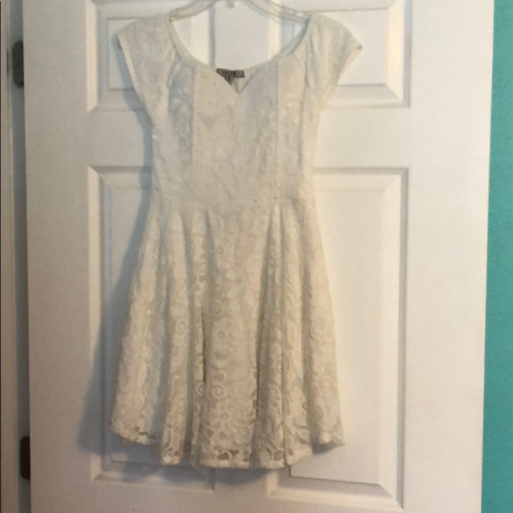 White lace dress